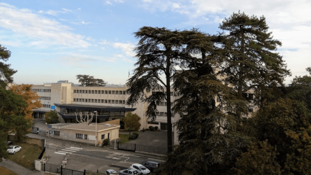 Vue du Lycée Jean Perrin